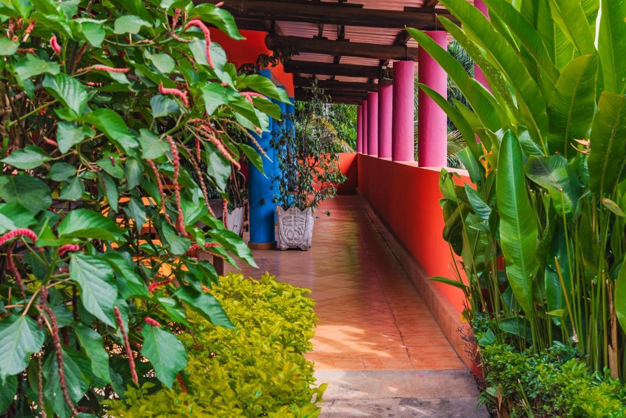 Aparthotel Jardin Tropical Бужумбура Екстер'єр фото