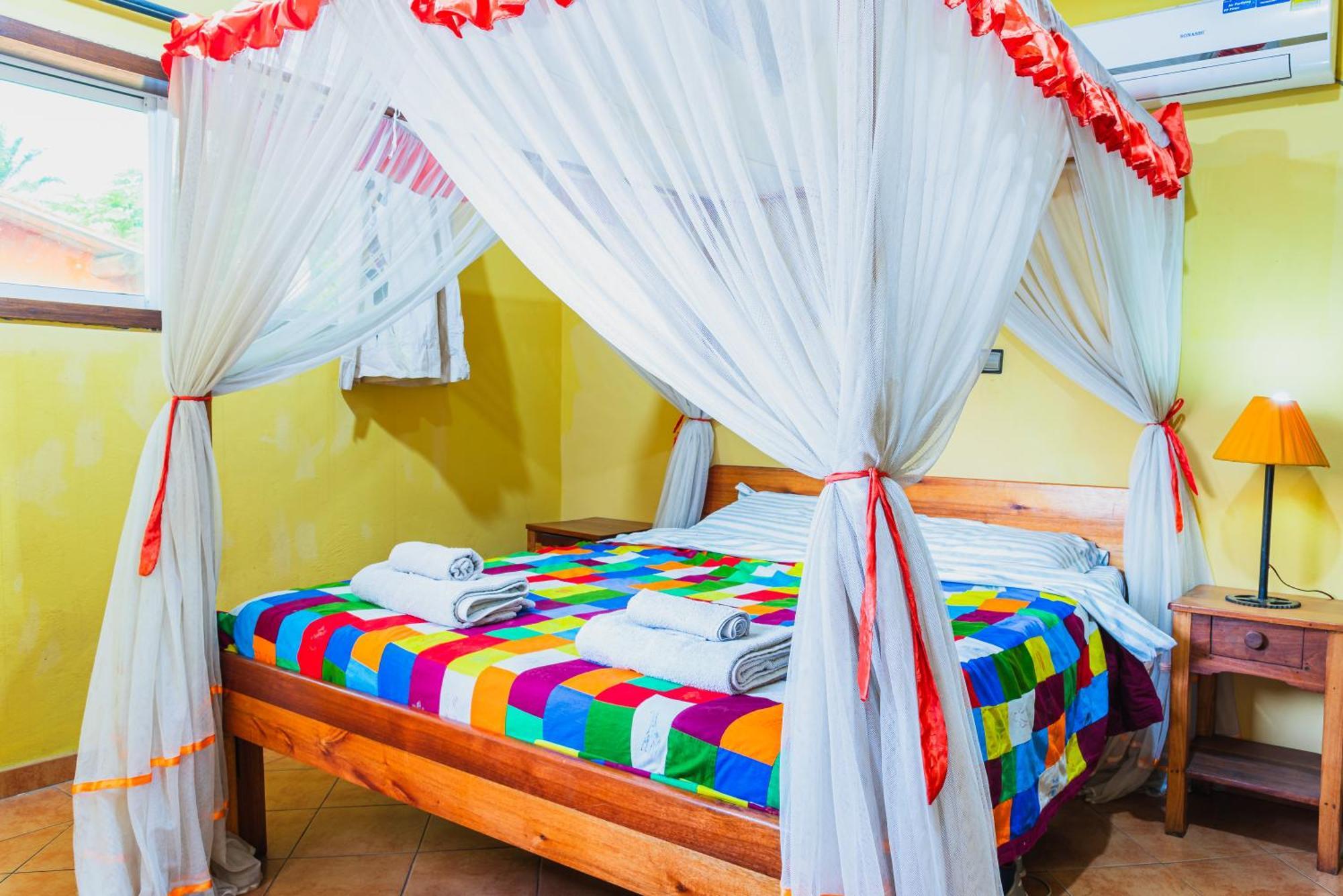Aparthotel Jardin Tropical Бужумбура Екстер'єр фото