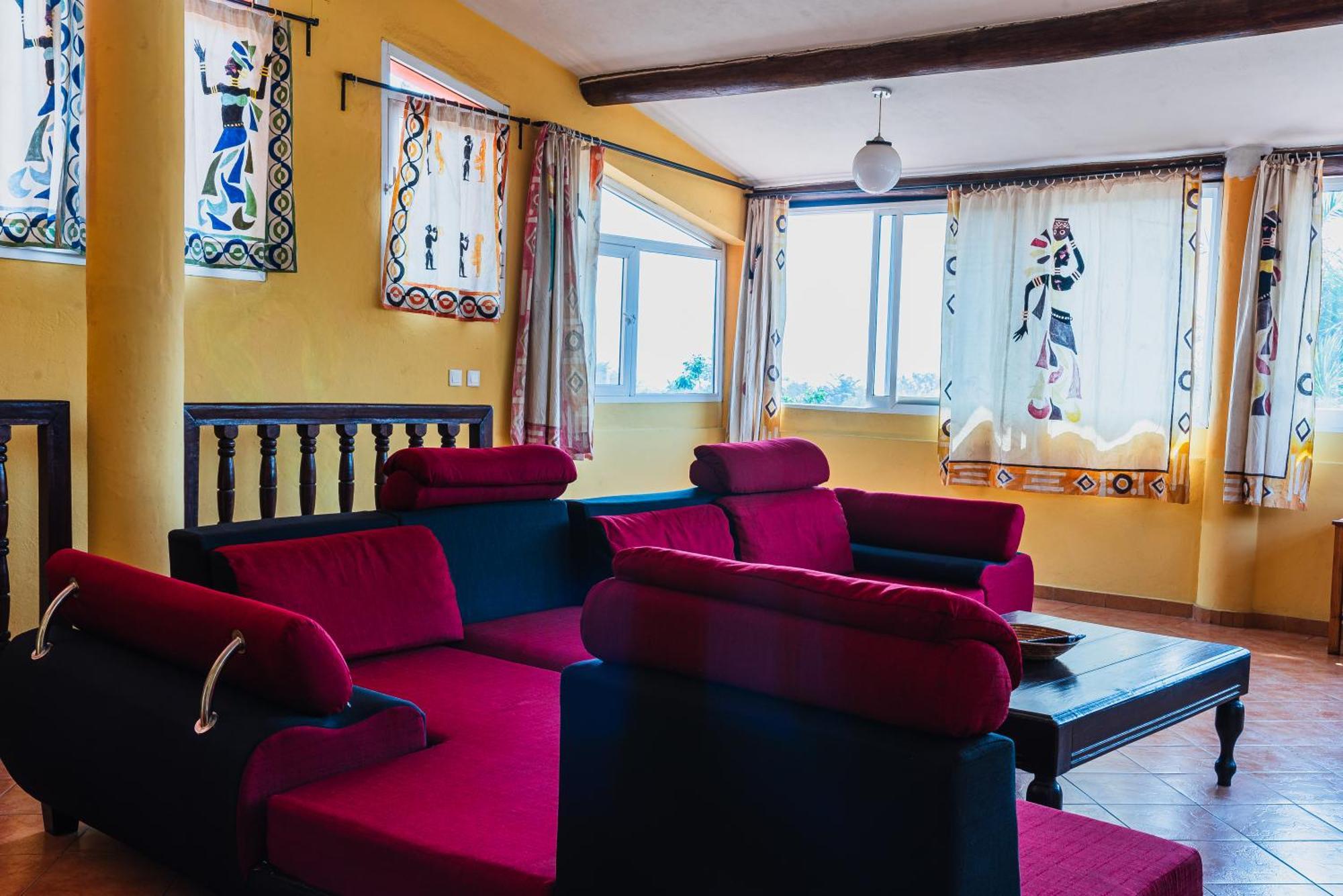 Aparthotel Jardin Tropical Бужумбура Екстер'єр фото